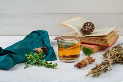 3 Obat Herbal untuk Asam Lambung Aman Dikonsumsi
